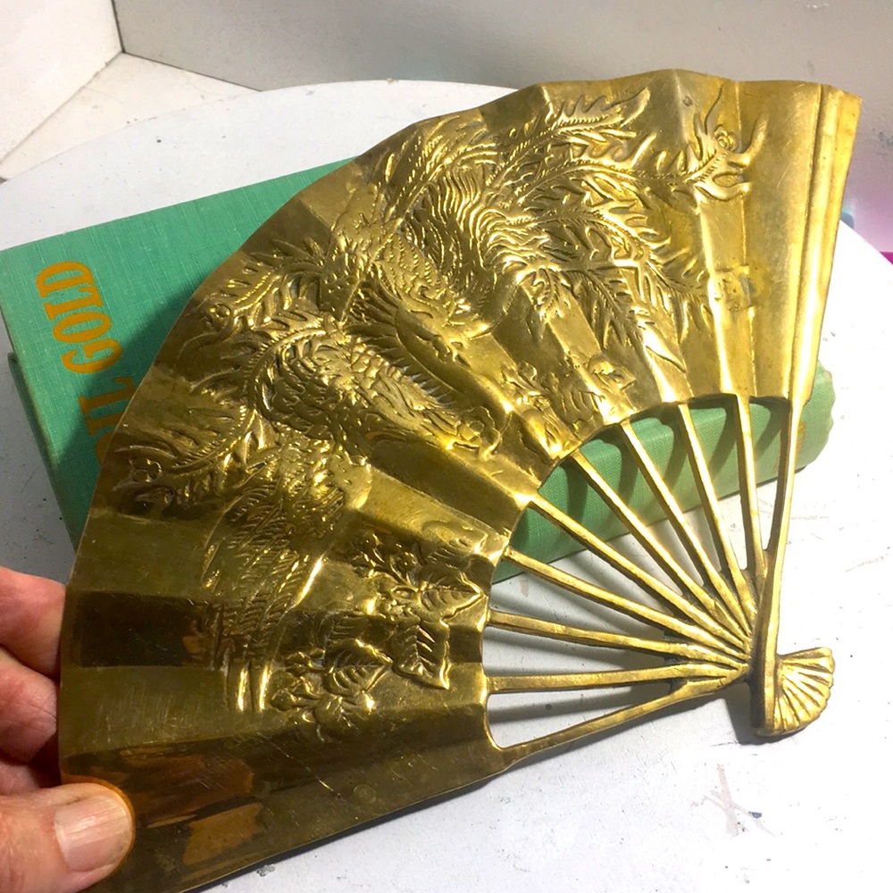 Vintage brass oriental dragon embossed fan wall decor